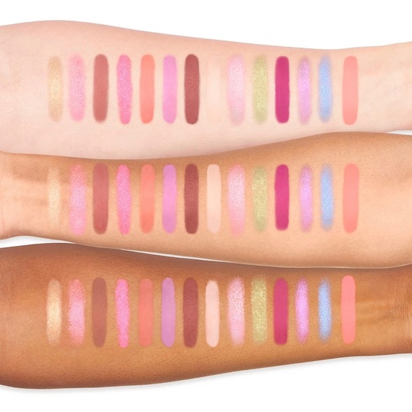 TOO FACED Pinker Times Ahead Eyeshadow Palette - Picture 6 of 13